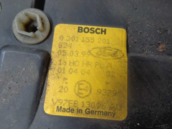 PHARE GAUCHE FORD - Vue 2